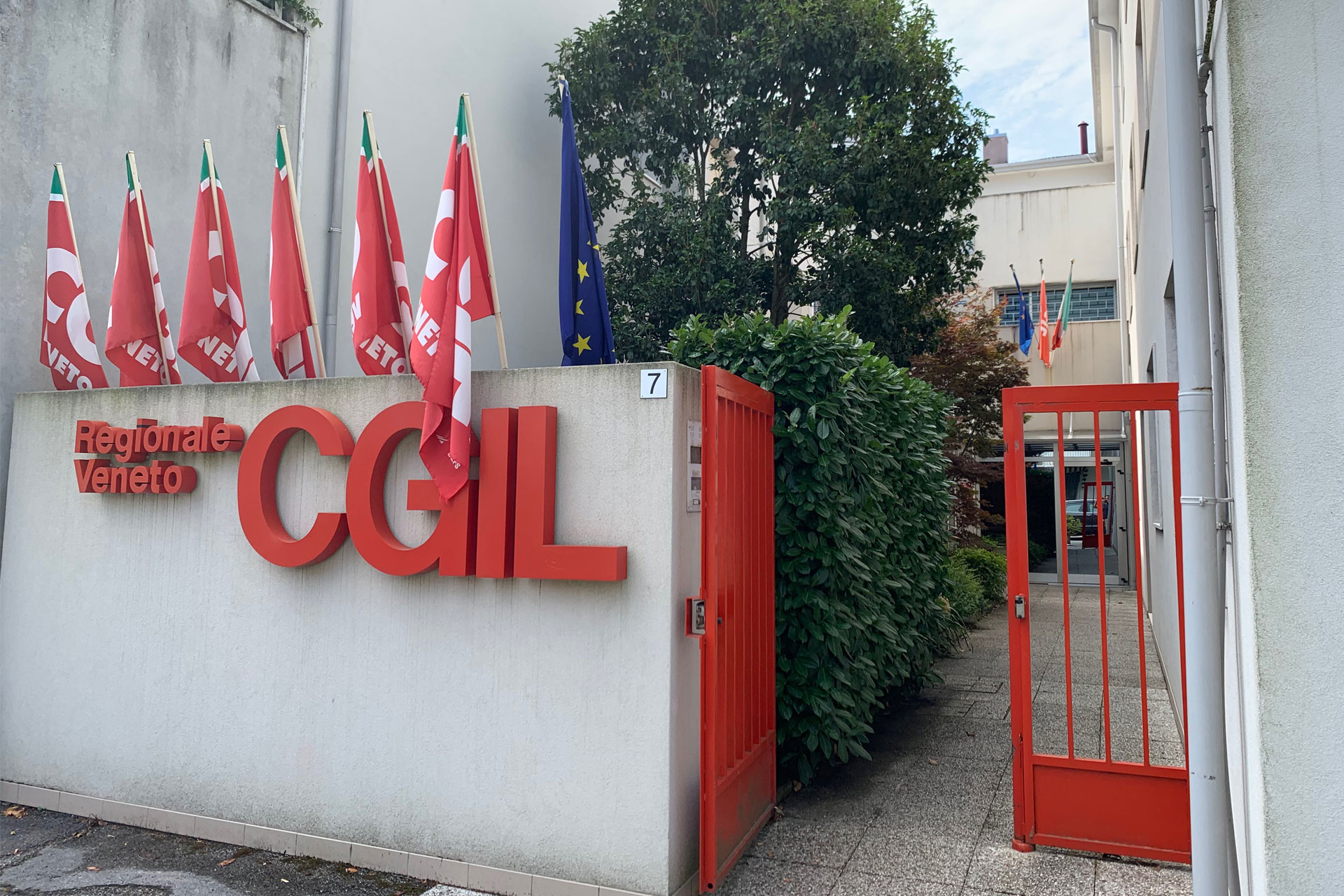 CAAF CGIL NORDEST: erogare applicazioni a utenti in diverse regioni | smeup